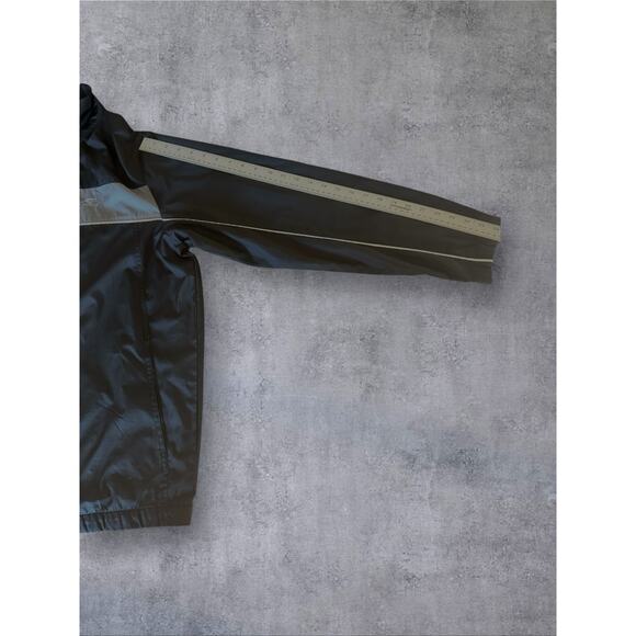 Vtg Starter Windbreaker Track Jacket Men’s Large Black Gray Lightweight Y2K - Picture 11 of 11